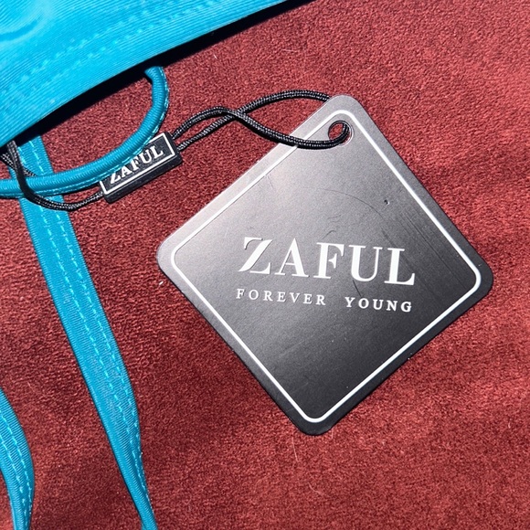 NWT Zaful Sea Green Scalloped High Waisted Swim Suit - Picture 4 of 4